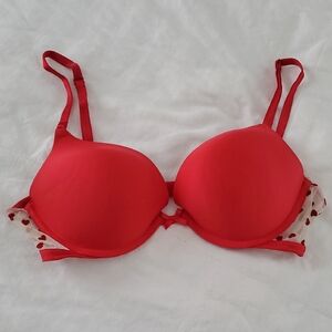 ❤️ Valentine's Day Must! Victoria's Secret Bra With Velvet Hearts! 36B